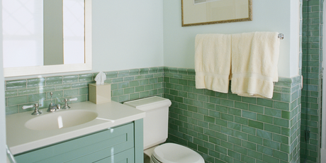 What Humidity Does to a Bathroom and How to Fix It